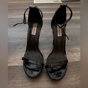 Black 6 inch stiletto heels Steve Madden